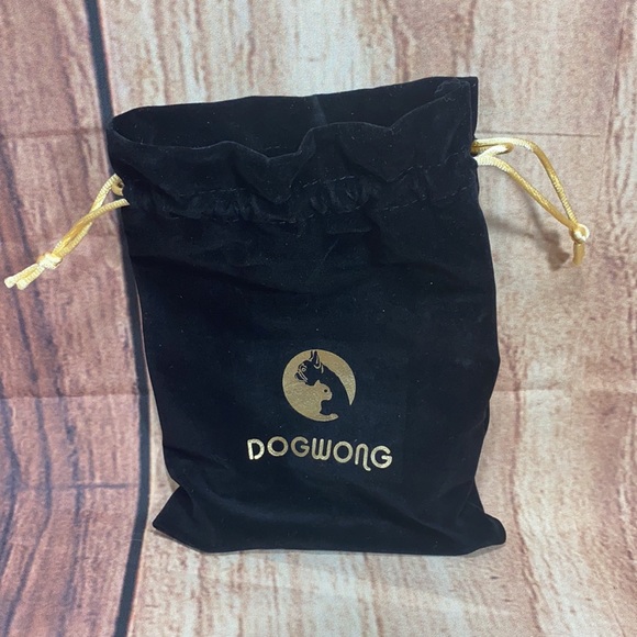 New BB style inspired dog collar with BowToe - Picture 7 of 8